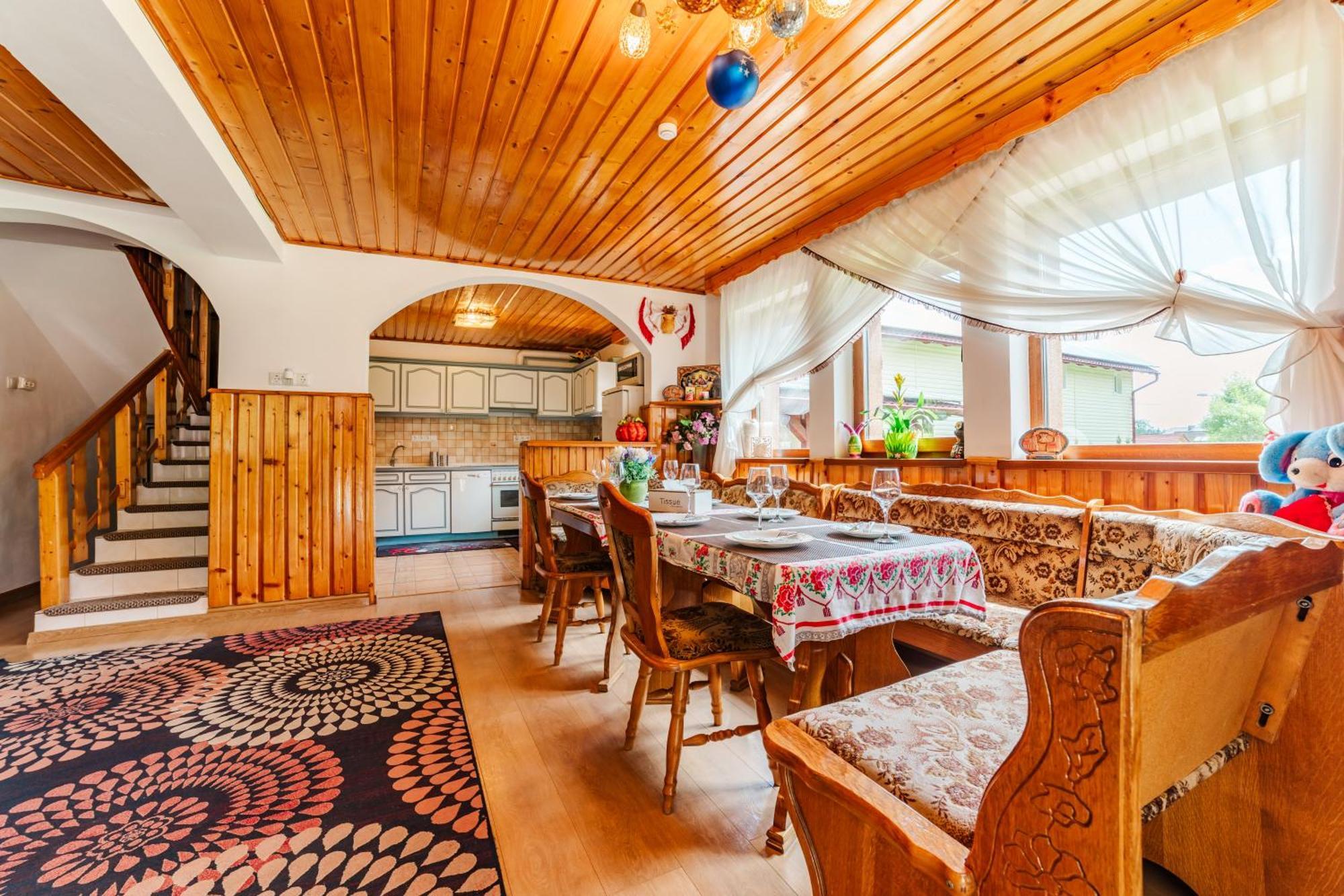 הוילה בראשוב Casa Poiana Soarelui מראה חיצוני תמונה